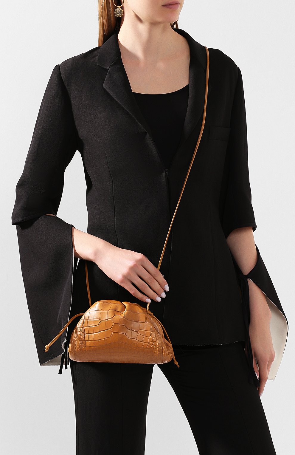 Клатч pouch mini из кожи аллигатора BOTTEGA VENETA, арт. 585852/VCPX1/AMIS, фото 2