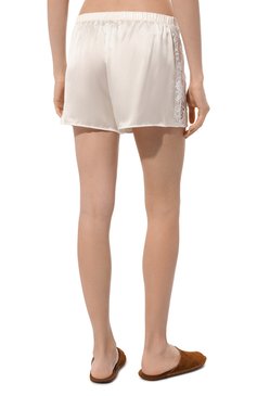 Женские шелковые шорты LISE CHARMEL белого цвета, арт. ALH0181 | Фото 4 (Материал внешний: Шелк; Материал сплава: Проставлено; Нос: Не проставлено)