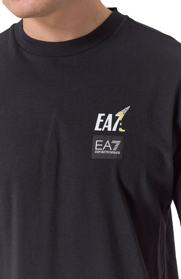 Мужская хлопковая футболка EA7 черного цвета, арт. 7M000118/AF13244 | Фото 5 (Длина (для топов): С�тандартные; Материал внешний: Хлопок; Рукава: Короткие; Стили: Гранж; Принт: С принтом; Мужское Кросс-КТ: Футболка-одежда; Кросс-КТ: Джерси; Автоматизация состава: Проставлено; Детали: Без декора; Автоматизация ТО: Проставлено)