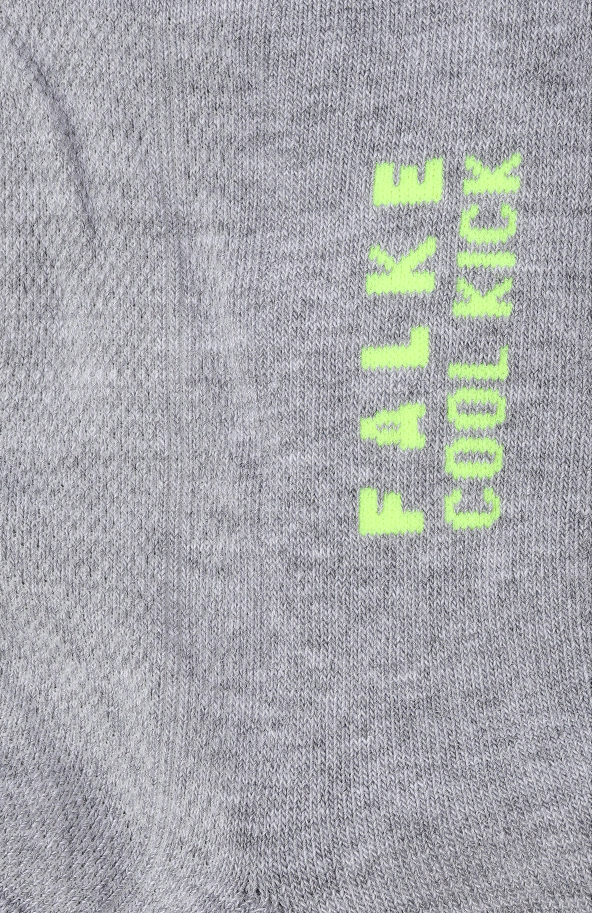 Носки FALKE серого цвета по цене 1750 руб., арт. 12206, фото 2 Носки FALKE, арт. 12206, фото 2