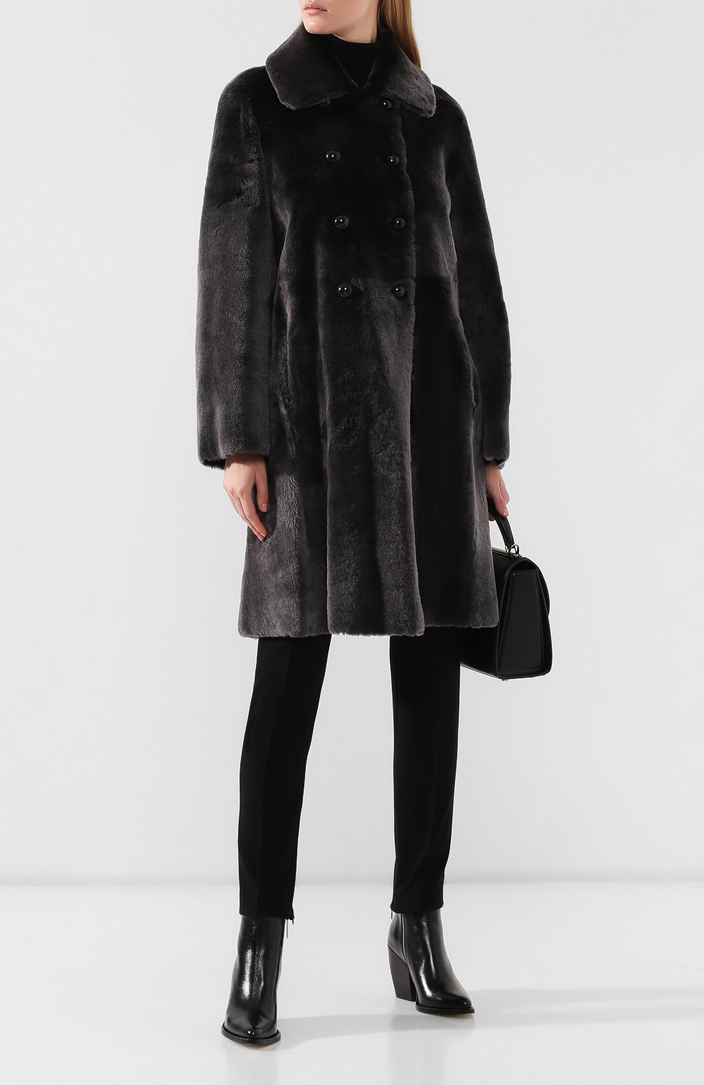 Двусторонняя дубленка EMPORIO ARMANI серого цвета по цене 444000 руб., арт. 4NL05P/42P23, фото 2 Двусторонняя дубленка EMPORIO ARMANI, арт. 4NL05P/42P23, фото 2