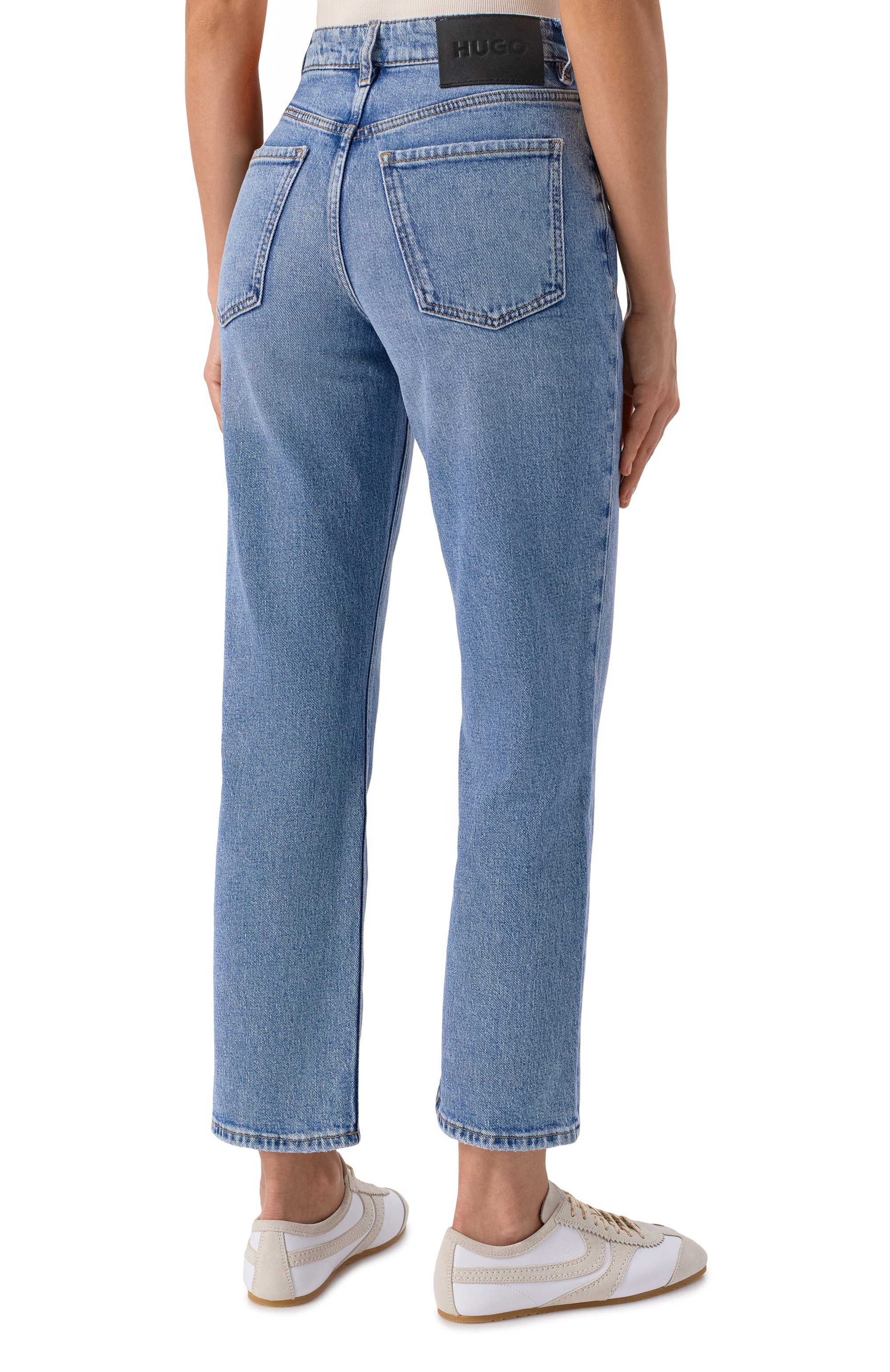 Джинсы HUGO голубого цвета по цене 17950 руб., арт. 50546927, фото 4 Джинсы HUGO, арт. 50546927, фото 4