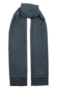 Темно-зеленый