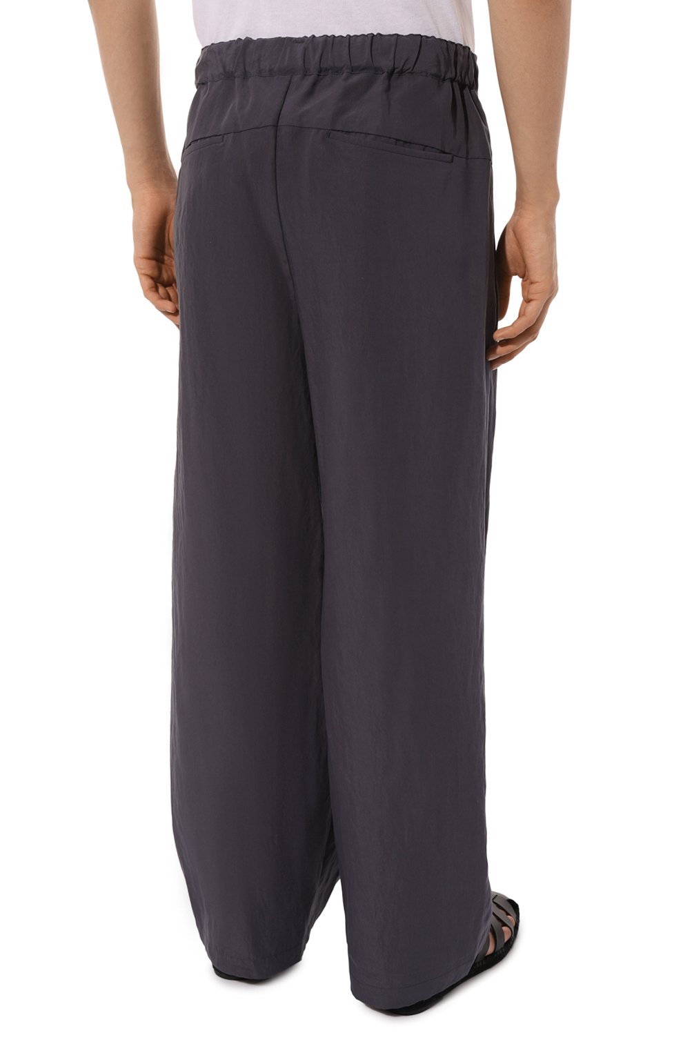 Брюки KAZUYUKI KUMAGAI темно-серого цвета по цене 47050 руб., арт. VP41-312, фото 4 Брюки KAZUYUKI KUMAGAI, арт. VP41-312, фото 4