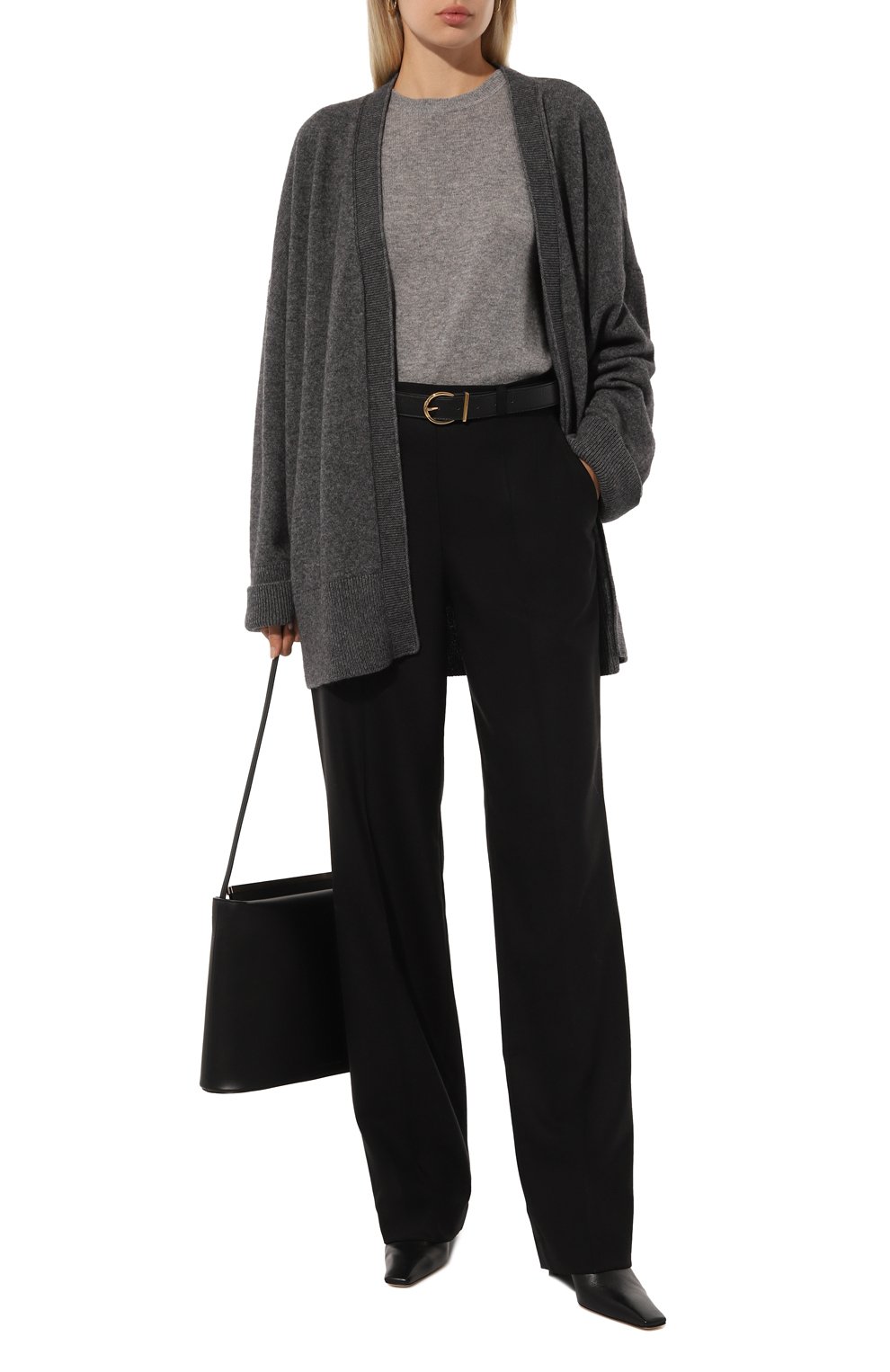 Шерстяные брюки NOBLE&BRULEE черного цвета по цене 72000 руб., арт. NB111/010923/765, фото 2 Шерстяные брюки NOBLE&BRULEE, арт. NB111/010923/765, фото 2