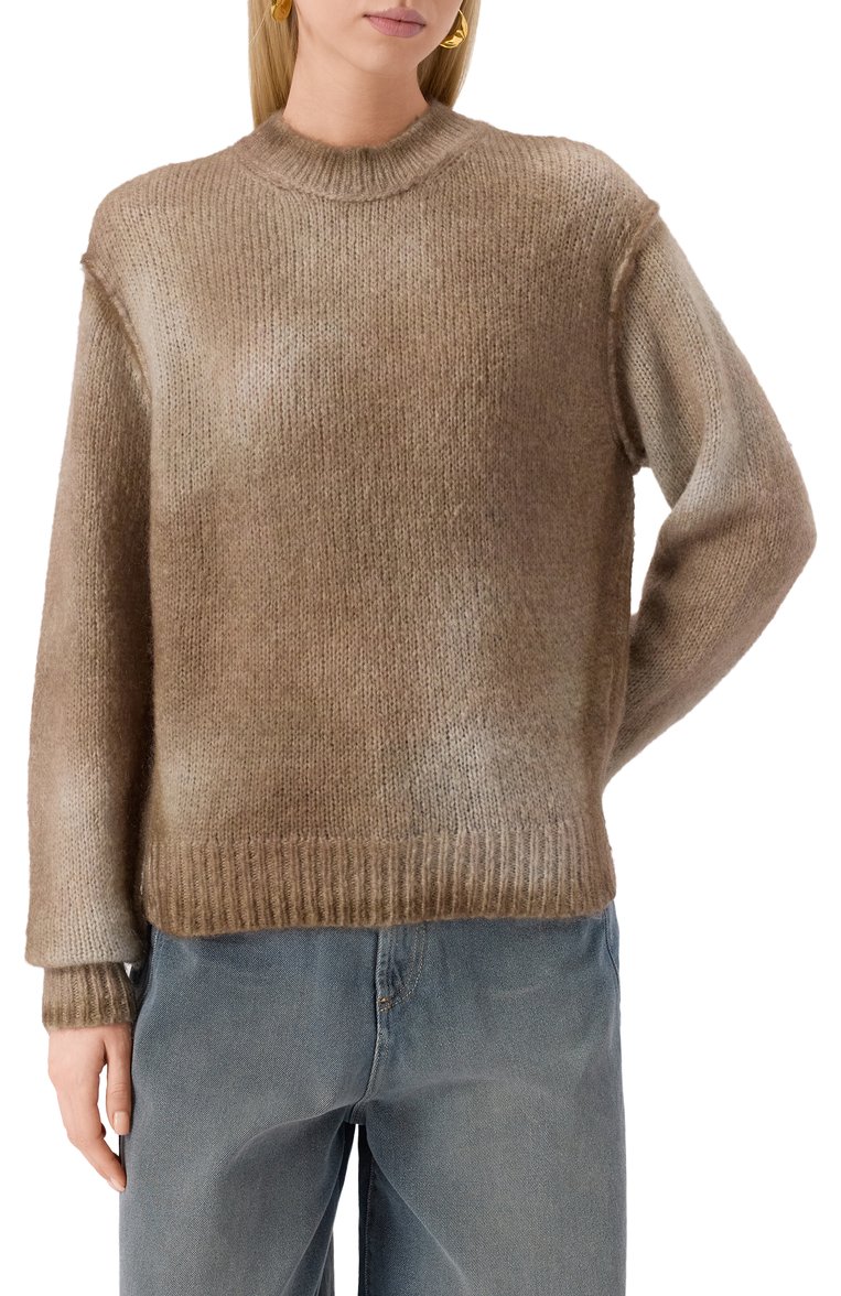 Женский свитер ACNE STUDIOS светло-коричневого цвета, арт. FN-WN-KNIT000759/A60546 | Фото 3 (Материал внешний: Шерсть, Синтетический материал; Длина (для топов): Стандартные; Рукава: Длинные; Женское Кросс-КТ: Свитер-одежда; Стили: Минимализм)