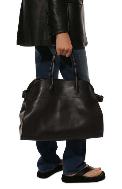 Сумка margaux 17 THE ROW черного цвета по цене 621000 руб., арт. W1254L72, фото 2 Сумка margaux 17 THE ROW, арт. W1254L72, фото 2