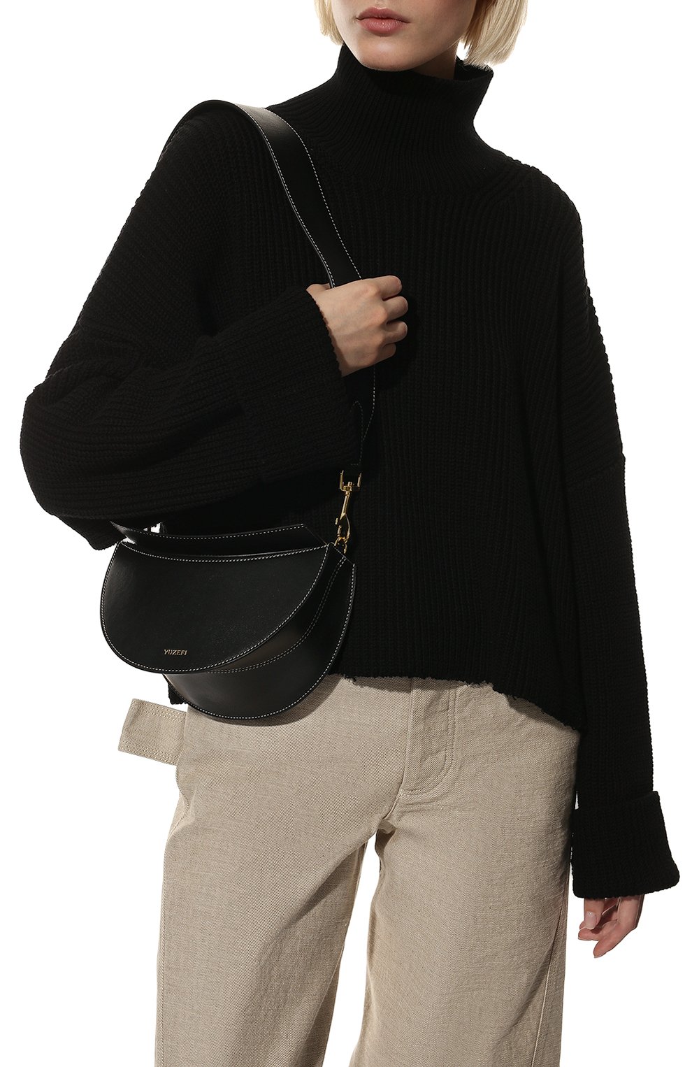 Сумка doris YUZEFI черного цвета по цене 79950 руб., арт. YUZC02-HB-D0-00, фото 2 Сумка doris YUZEFI, арт. YUZC02-HB-D0-00, фото 2