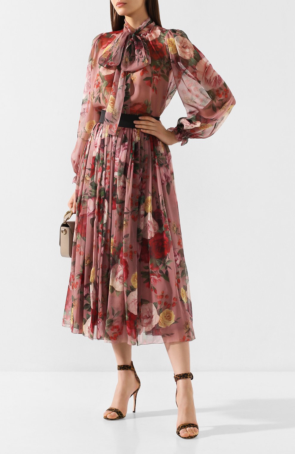 Шелковая блузка DOLCE & GABBANA розового цвета по цене 125000 руб., арт. F5L14T/HS16K, фото 2 Шелковая блузка DOLCE & GABBANA, арт. F5L14T/HS16K, фото 2