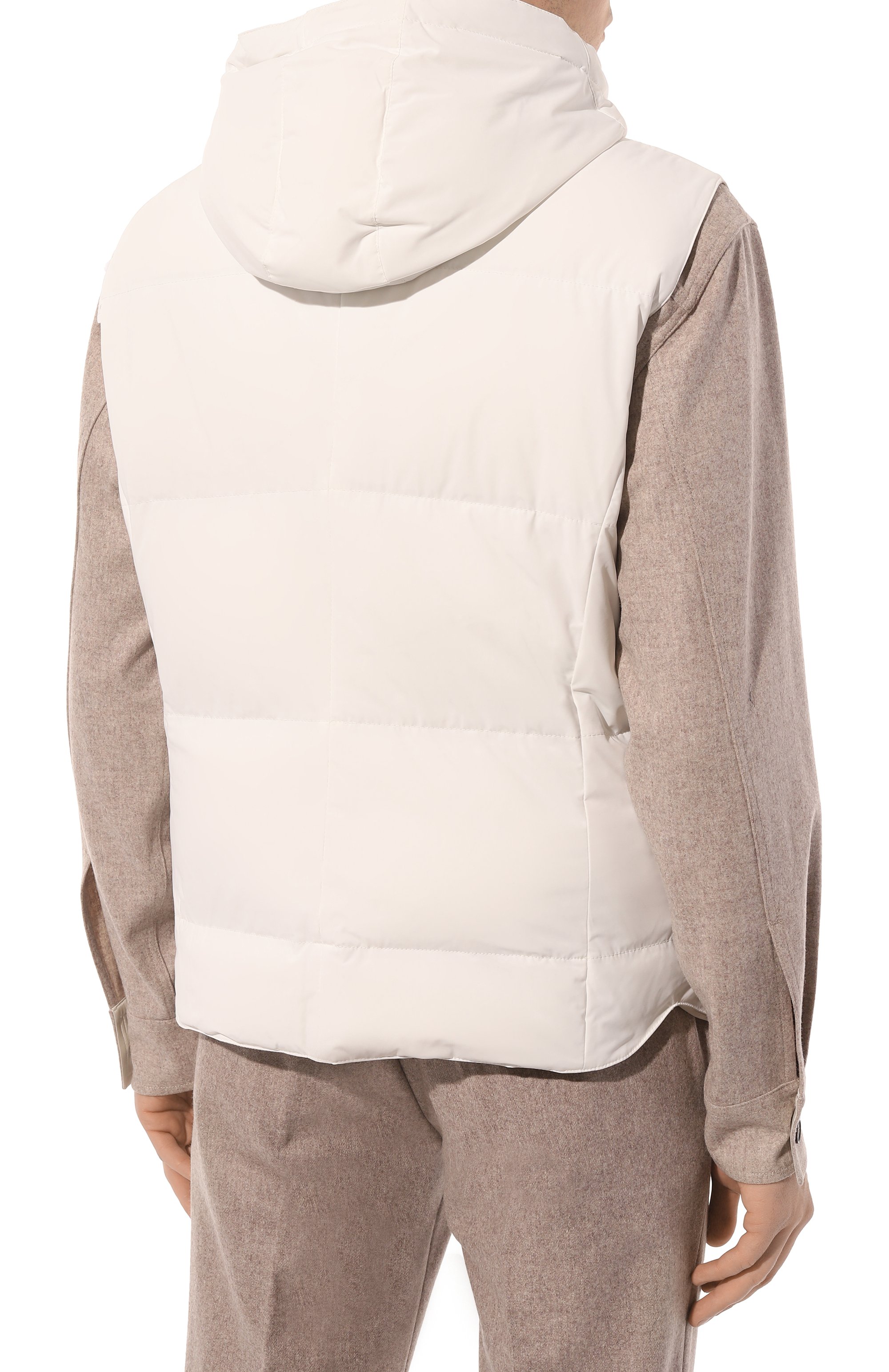 Пуховый жилет BRUNELLO CUCINELLI белого цвета по цене 277000 руб., арт. MM4031716, фото 4 Пуховый жилет BRUNELLO CUCINELLI, арт. MM4031716, фото 4