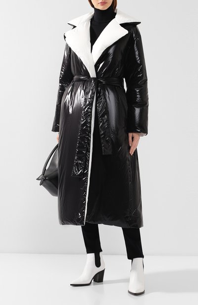 Двустороннее пальто GIVENCHY черно-белого цвета по цене 185500 руб., арт. BW005W101L, фото 2 Двустороннее пальто GIVENCHY, арт. BW005W101L, фото 2