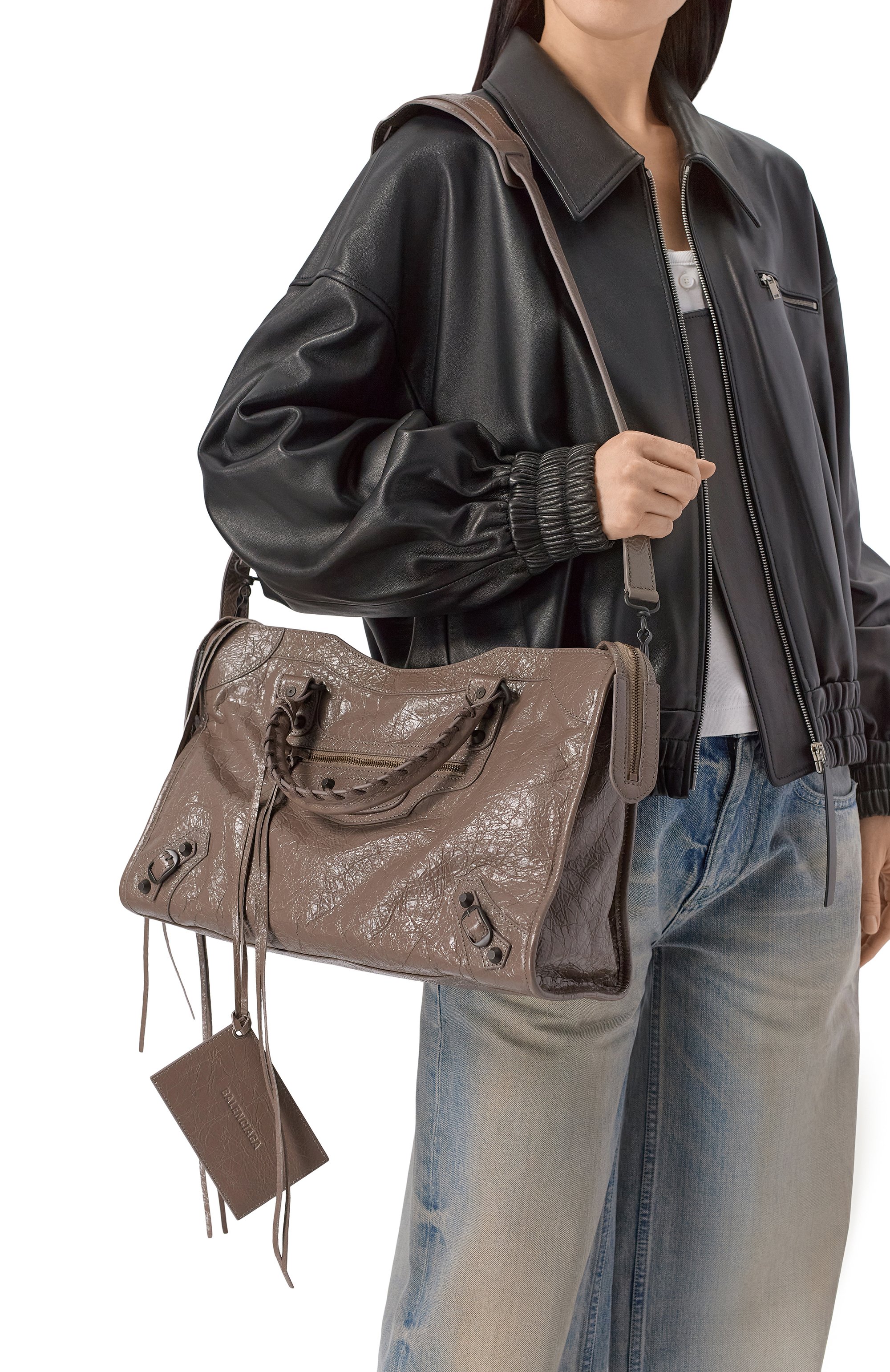 Сумка le city medium BALENCIAGA коричневого цвета по цене 399500 руб., арт. 865760/2ACFH, фото 2 Сумка le city medium BALENCIAGA, арт. 865760/2ACFH, фото 2