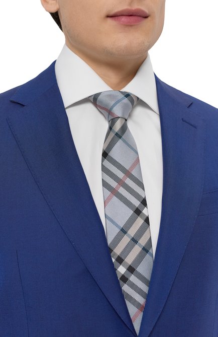Мужской шелковый галстук BURBERRY серого цвета, арт. 8103719 | Фото 2 (Материал: Текстиль, Шелк; Материал сплава: Проставлено; Нос: Не проставлено)