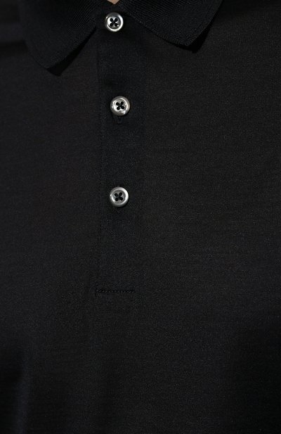 Шелковое поло ANDREA CAMPAGNA темно-синего цвета по цене 51450 руб., арт. 60151/78311, фото 5 Шелковое поло ANDREA CAMPAGNA, арт. 60151/78311, фото 5