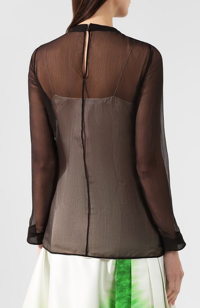 Шелковая блузка PRADA черного цвета по цене 68000 руб., арт. P976F-448-F0002, фото 4 Шелковая блузка PRADA, арт. P976F-448-F0002, фото 4