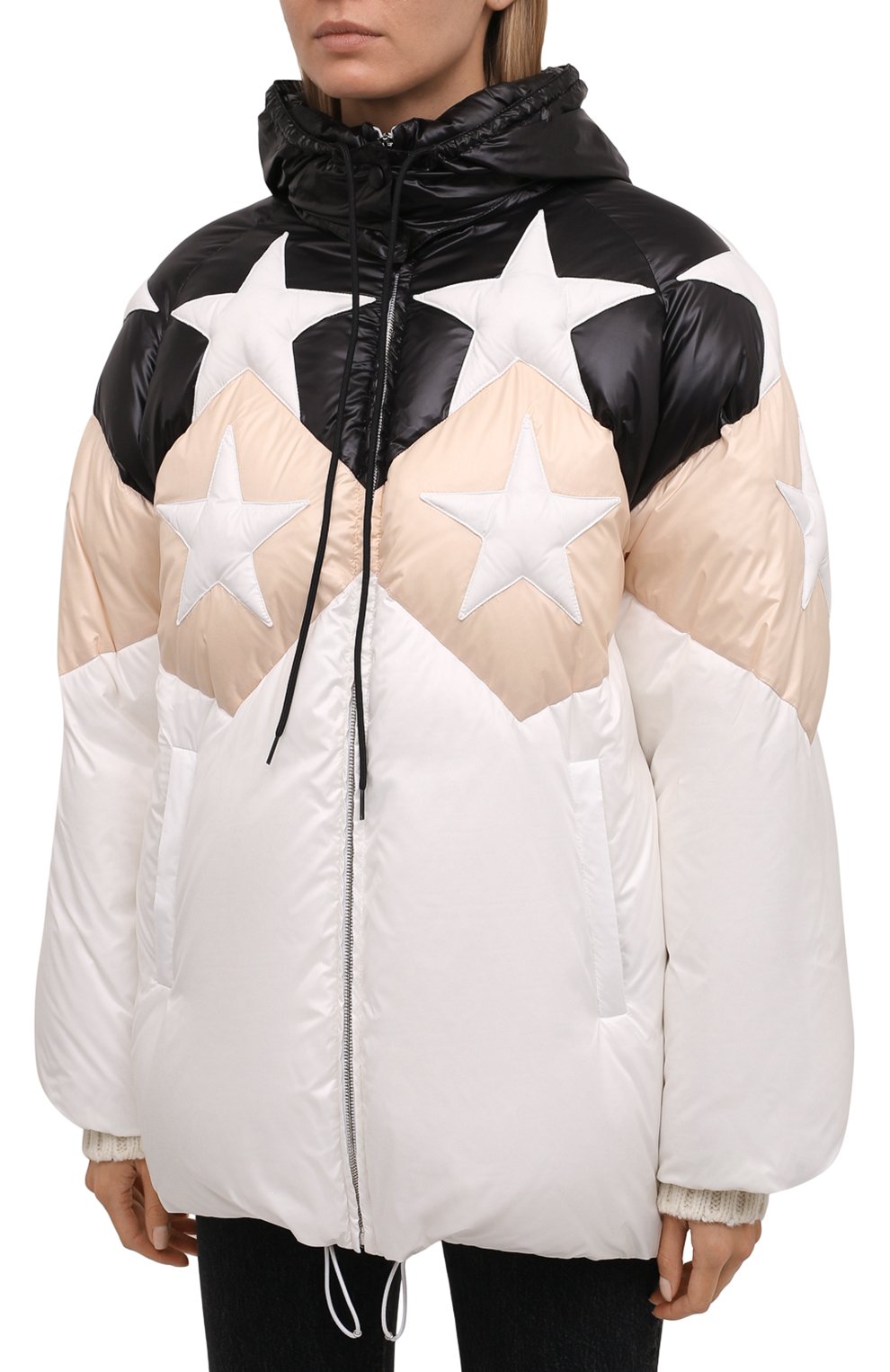 Пуховик MIU MIU кремового цвета по цене 340000 руб., арт. ML779-1ZQX-F0009, фото 3 Пуховик MIU MIU, арт. ML779-1ZQX-F0009, фото 3