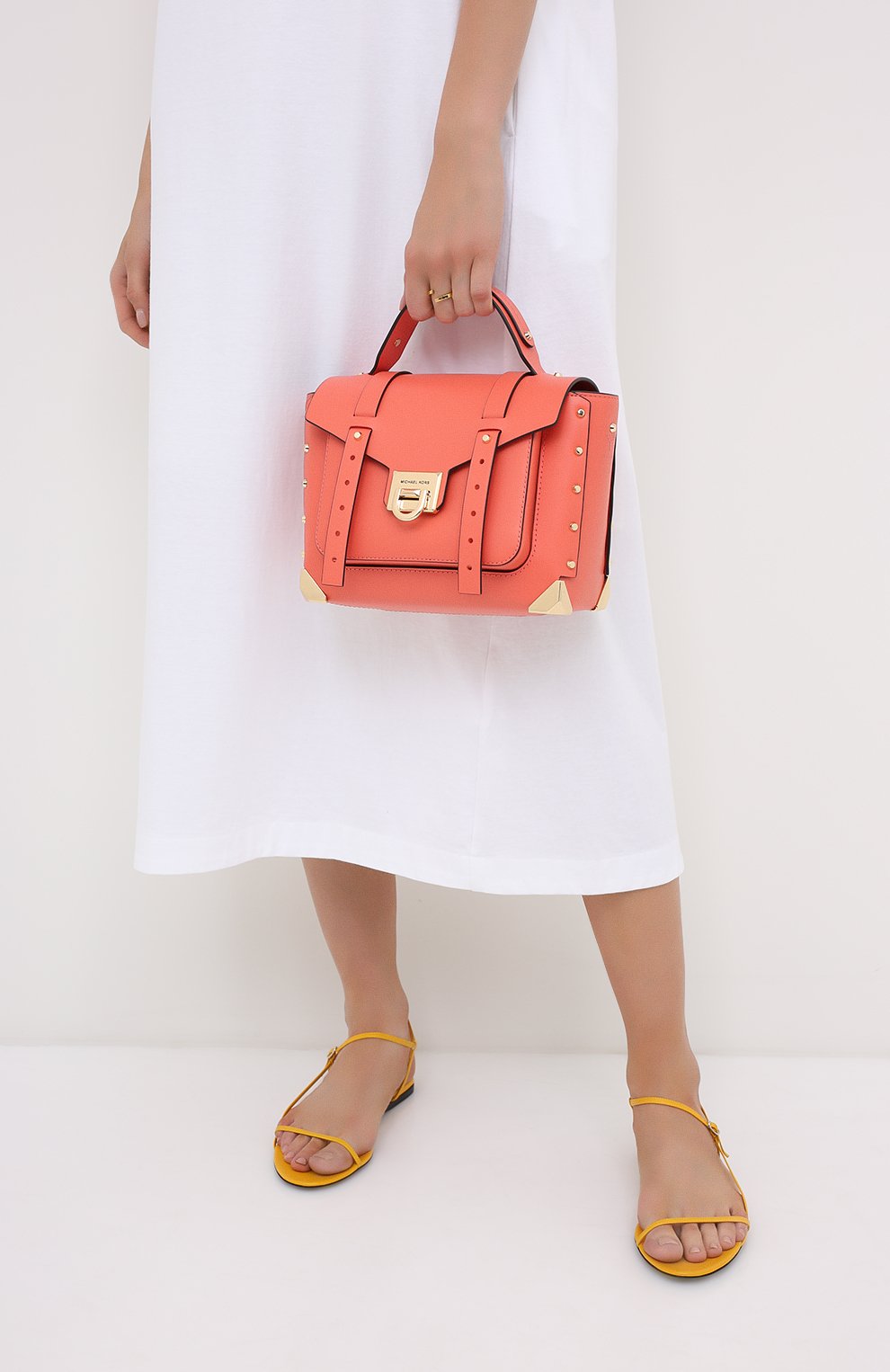 Сумка manhattan MICHAEL MICHAEL KORS кораллового цвета по цене 48450 руб., арт. 30T9GNCS6L, фото 2 Сумка manhattan MICHAEL MICHAEL KORS, арт. 30T9GNCS6L, фото 2