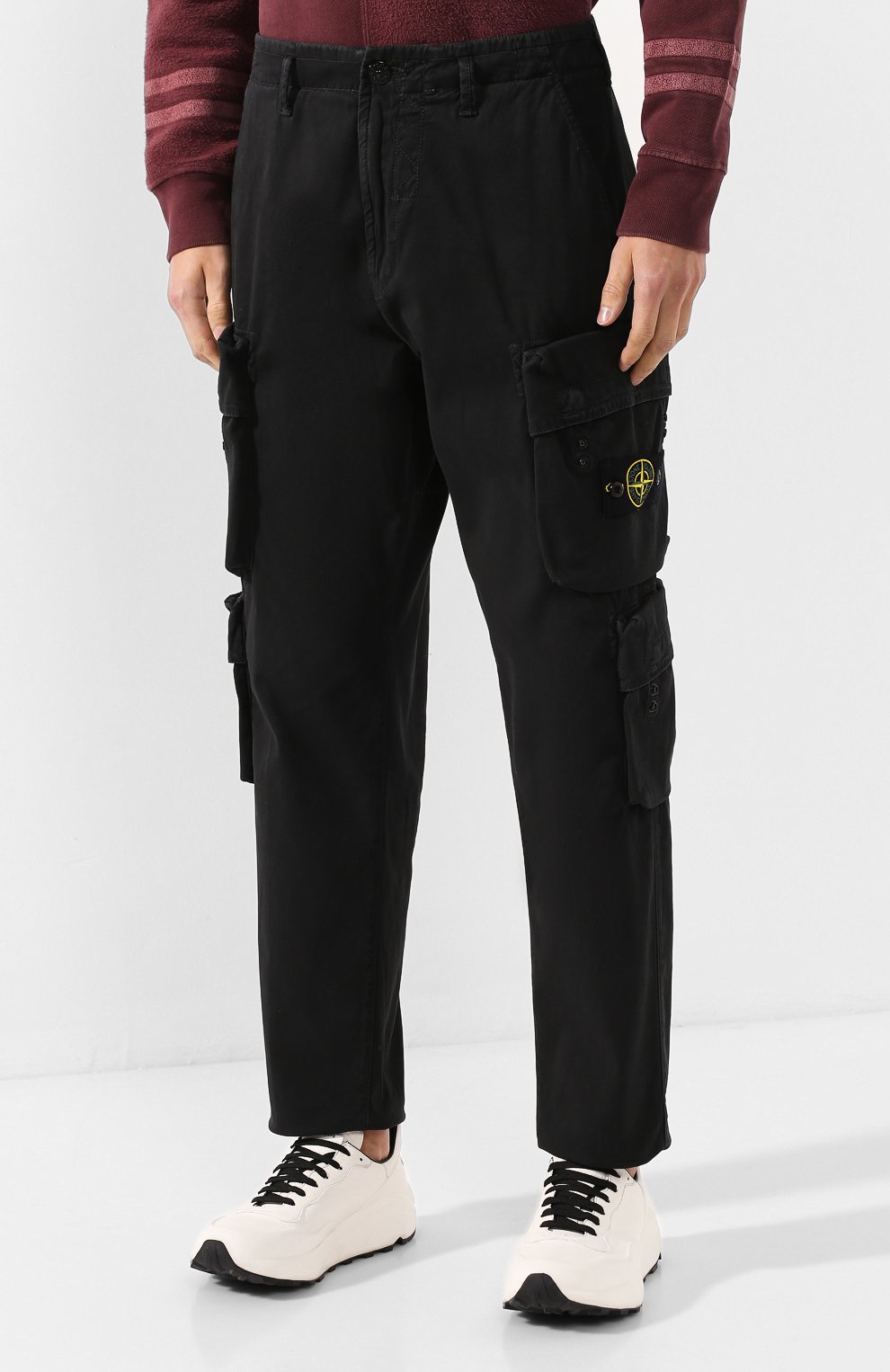 Хлопковые брюки-карго STONE ISLAND черного цвета по цене 45450 руб., арт. 711530702, фото 3 Хлопковые брюки-карго STONE ISLAND, арт. 711530702, фото 3