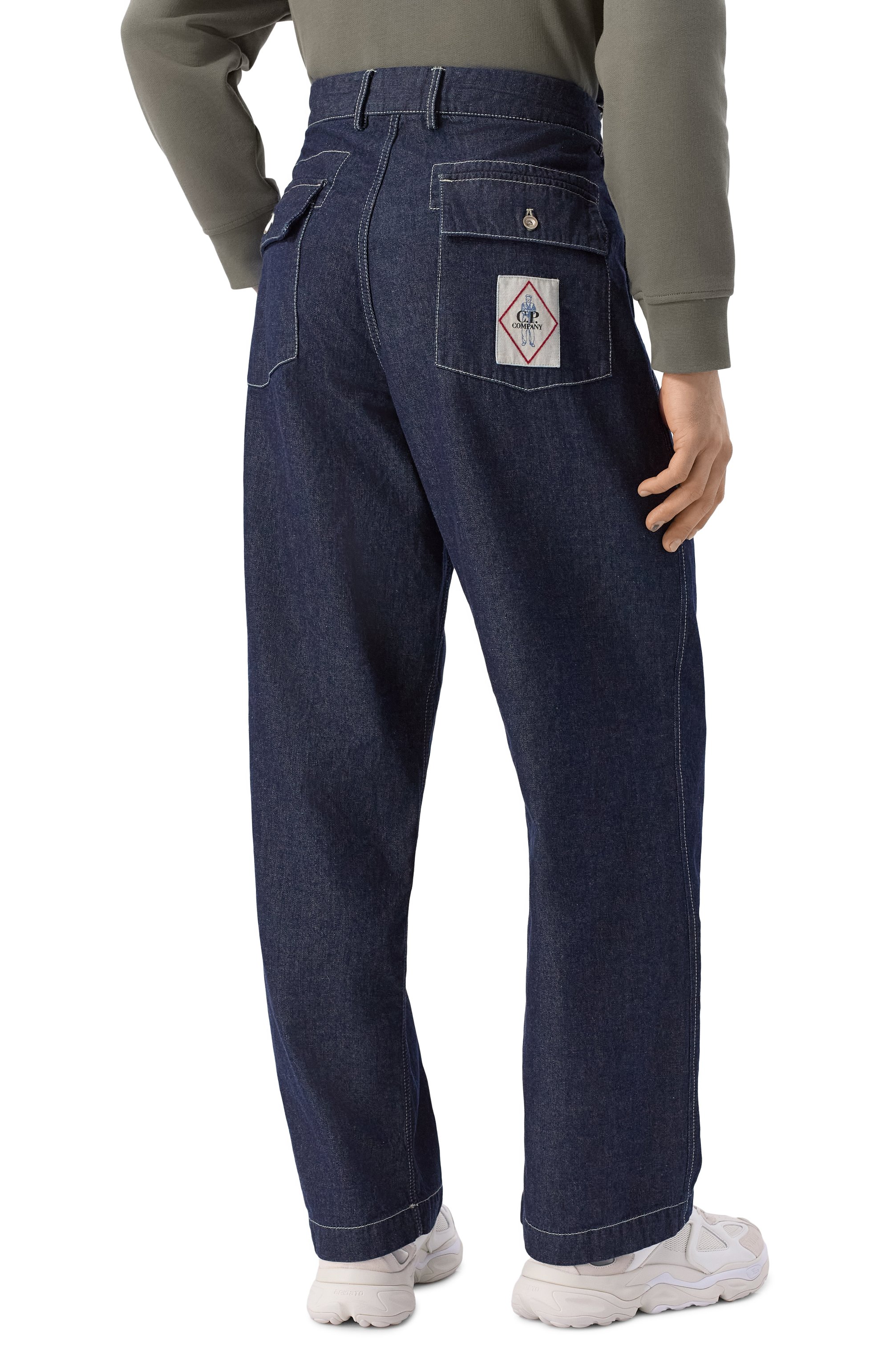 Хлопковые брюки C.P. COMPANY темно-синего цвета по цене 52750 руб., арт. 18CMPA157A110295W, фото 4 Хлопковые брюки C.P. COMPANY, арт. 18CMPA157A110295W, фото 4
