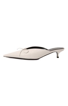 Женские кожаные мюли knife bow 40 BALENCIAGA белого цвета, арт. 785660/WAD40 | Фото 4 (Материал внешний: Натуральная кожа; Подошва: Плоская; Драгоценные камни: Проставлено; Материал сплава: Проставлено; Материал внутренний: Натуральная кожа; Каблук высота: Низкий; Каблук тип: Kitten heel)