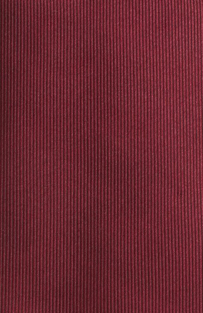 Шелковый галстук DOLCE & GABBANA бордового цвета по цене 23450 руб., арт. GT153E/G0JKW, фото 3 Шелковый галстук DOLCE & GABBANA, арт. GT153E/G0JKW, фото 3