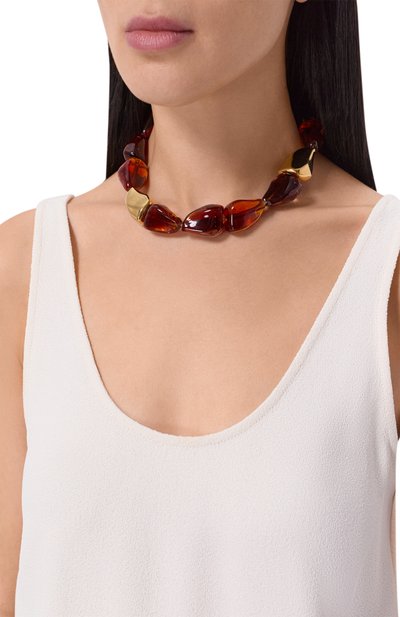 Колье BOTTEGA VENETA коричневого цвета по цене 339000 руб., арт. 865898/V1A91 9203, фото 2 Колье BOTTEGA VENETA, арт. 865898/V1A91 9203, фото 2