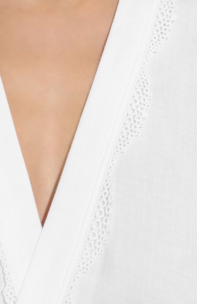 Хлопковый халат CELESTINE белого цвета по цене 19950 руб., арт. 70000572/SARA HAUSMANTEL, фото 5 Хлопковый халат CELESTINE, арт. 70000572/SARA HAUSMANTEL, фото 5