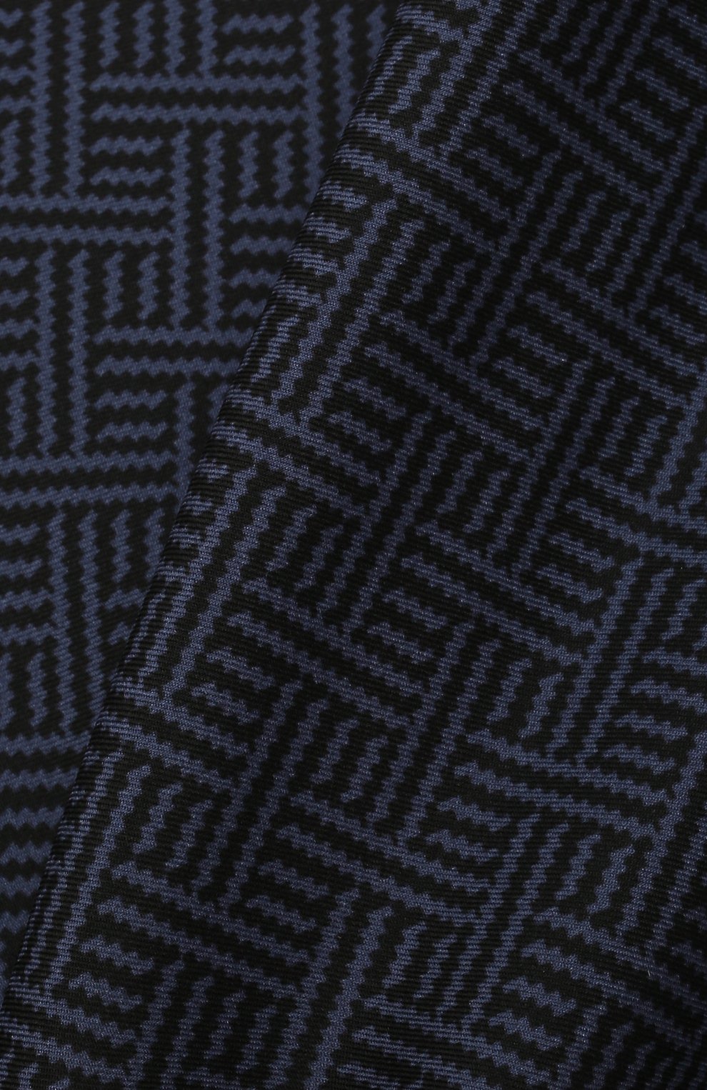 Шелковый платок ZEGNA темно-синего цвета по цене 14150 руб., арт. Z2J04A/39A, фото 2 Шелковый платок ZEGNA, арт. Z2J04A/39A, фото 2
