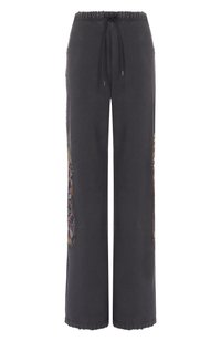 Темно-серый