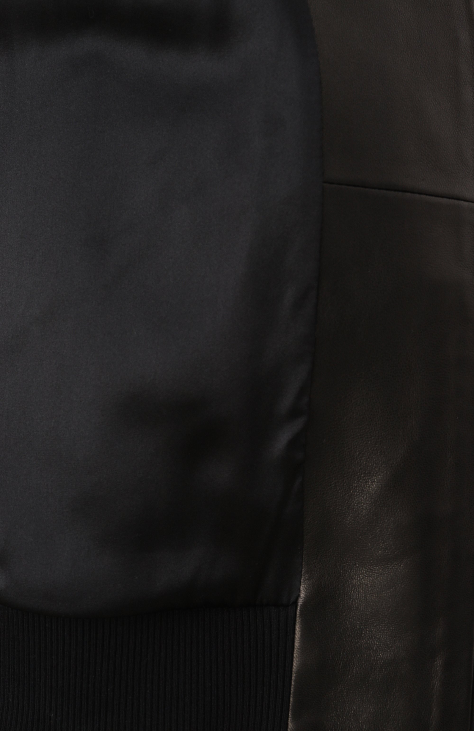 Кожаный бомбер DOLCE & GABBANA черного цвета по цене 435500 руб., арт. F9R98L/HULVL, фото 7 Кожаный бомбер DOLCE & GABBANA, арт. F9R98L/HULVL, фото 7