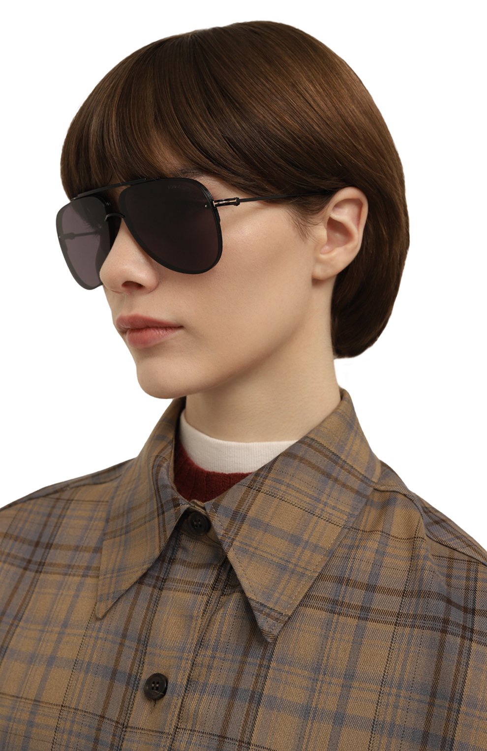 Солнцезащитные очки TOM FORD черного цвета по цене 61400 руб., арт. TF1071 01A, фото 2 Солнцезащитные очки TOM FORD, арт. TF1071 01A, фото 2