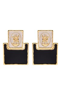 Черно-белый