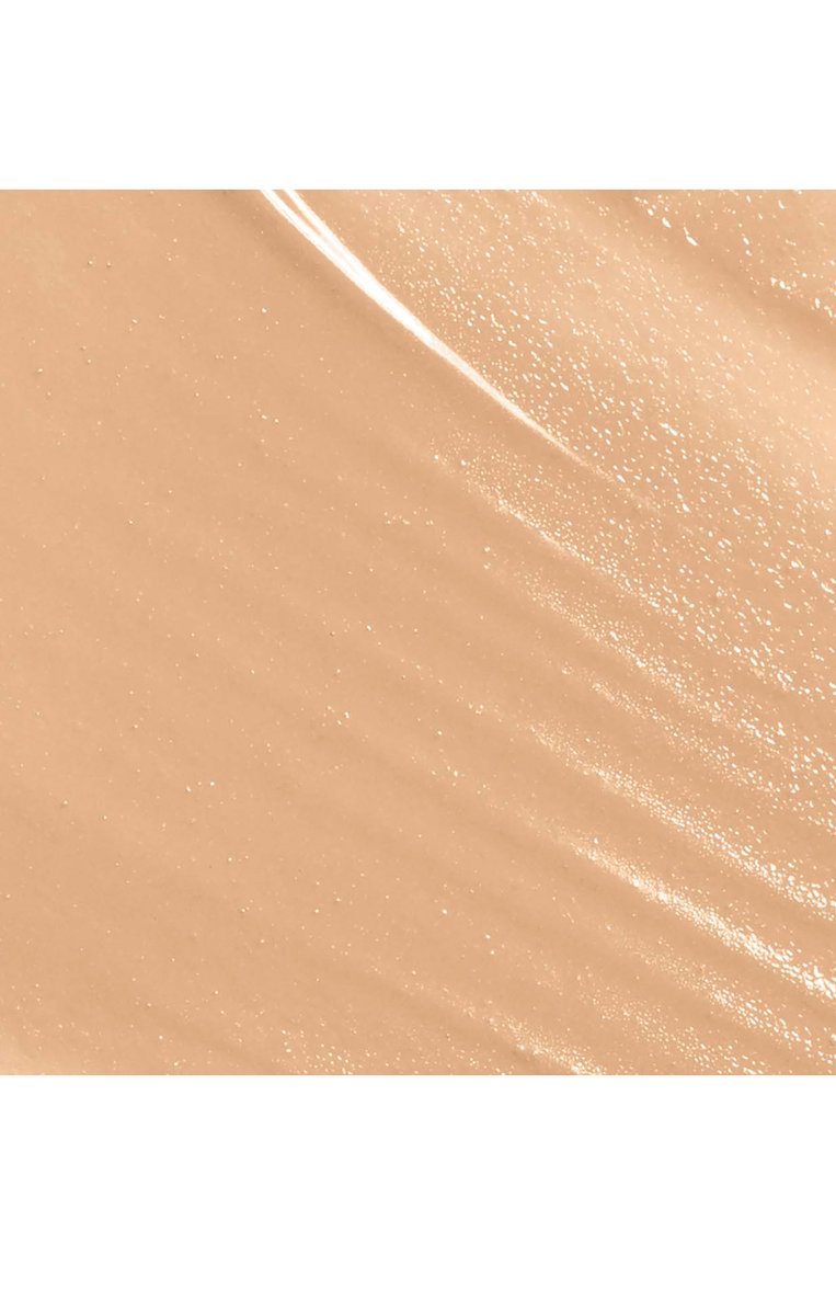 Оттеночный увлажняющий крем для лица с эффектом сияния spf 25, оттенок 01 (40ml) CLARINS бесцветного цвета, арт. 80112683 | Фото 4 (Нос: Не проставлено; Региональные ограничения белый список (Axapta Mercury): Не проставлено; Финишное покрытие: Сияющий)