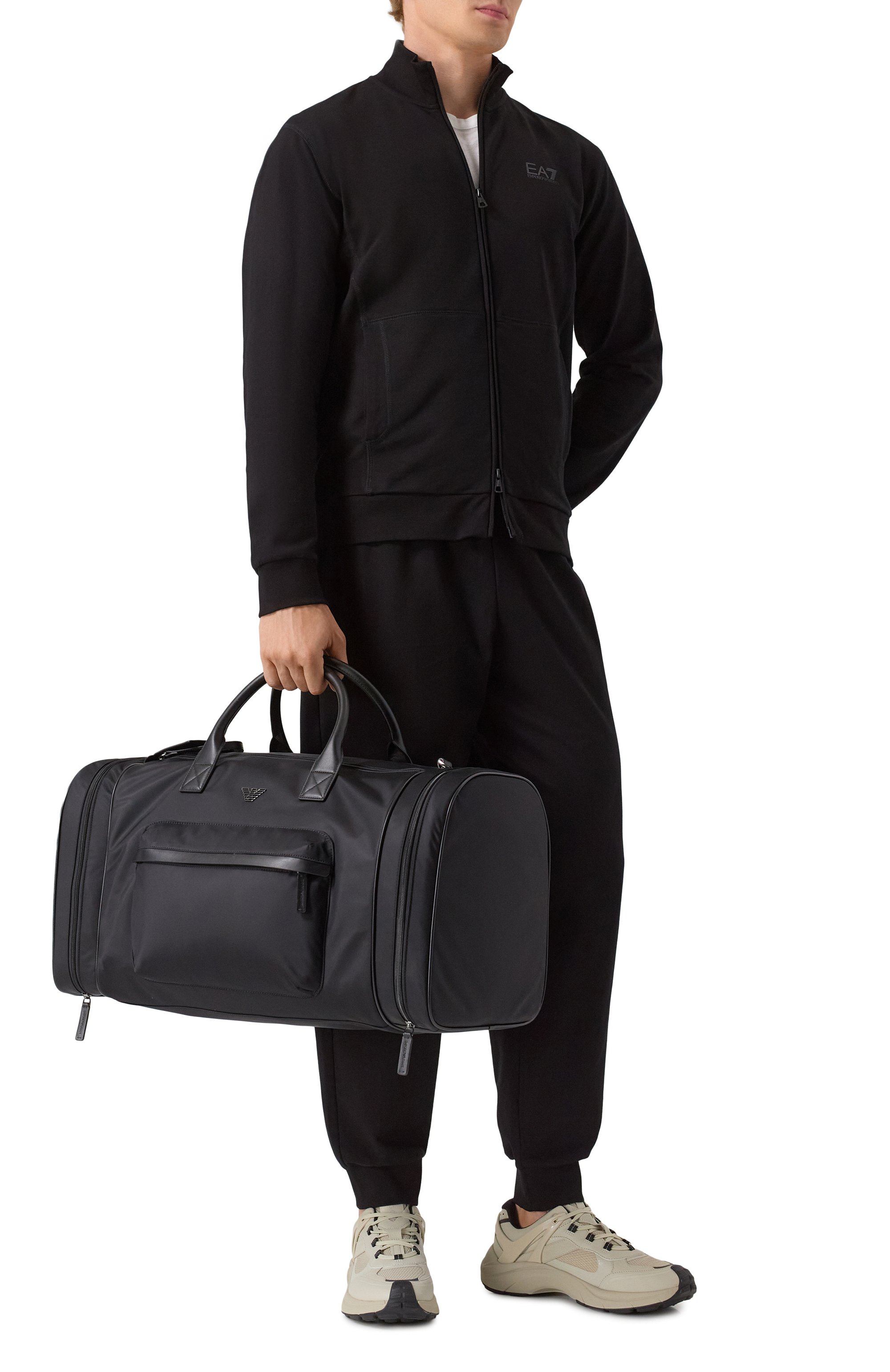 Сумка EMPORIO ARMANI черного цвета по цене 54400 руб., арт. EM001794/AF13454, фото 7 Сумка EMPORIO ARMANI, арт. EM001794/AF13454, фото 7