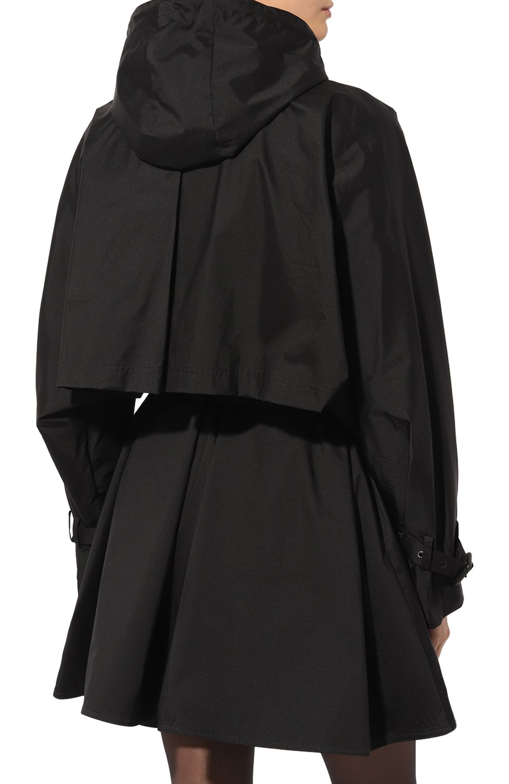 Плащ MONCLER черного цвета по цене 120000 руб., арт. 1A000-27-53A47, фото 4 Плащ MONCLER, арт. 1A000-27-53A47, фото 4