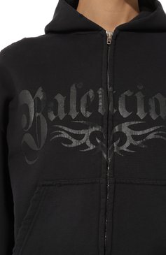Женский хлопковая толстовка BALENCIAGA черного цвета, арт. 803264/TRVA4 | Фото 5 (Драгоценные камни: Проставлено; Материал сплава: Проставлено; Длина (для топов): Стандартные; Рукава: Длинные; Женское Кросс-КТ: Кардиган-одежда; Стили: Гранж; Материал внешний: Хлопок)