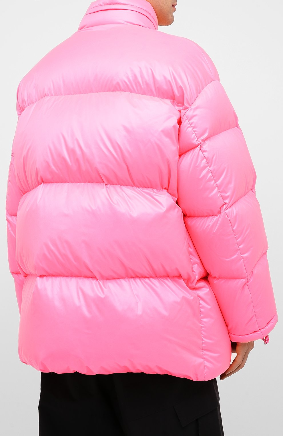 Пуховик VALENTINO розового цвета по цене 288500 руб., арт. UV3CNB106GM, фото 4 Пуховик VALENTINO, арт. UV3CNB106GM, фото 4