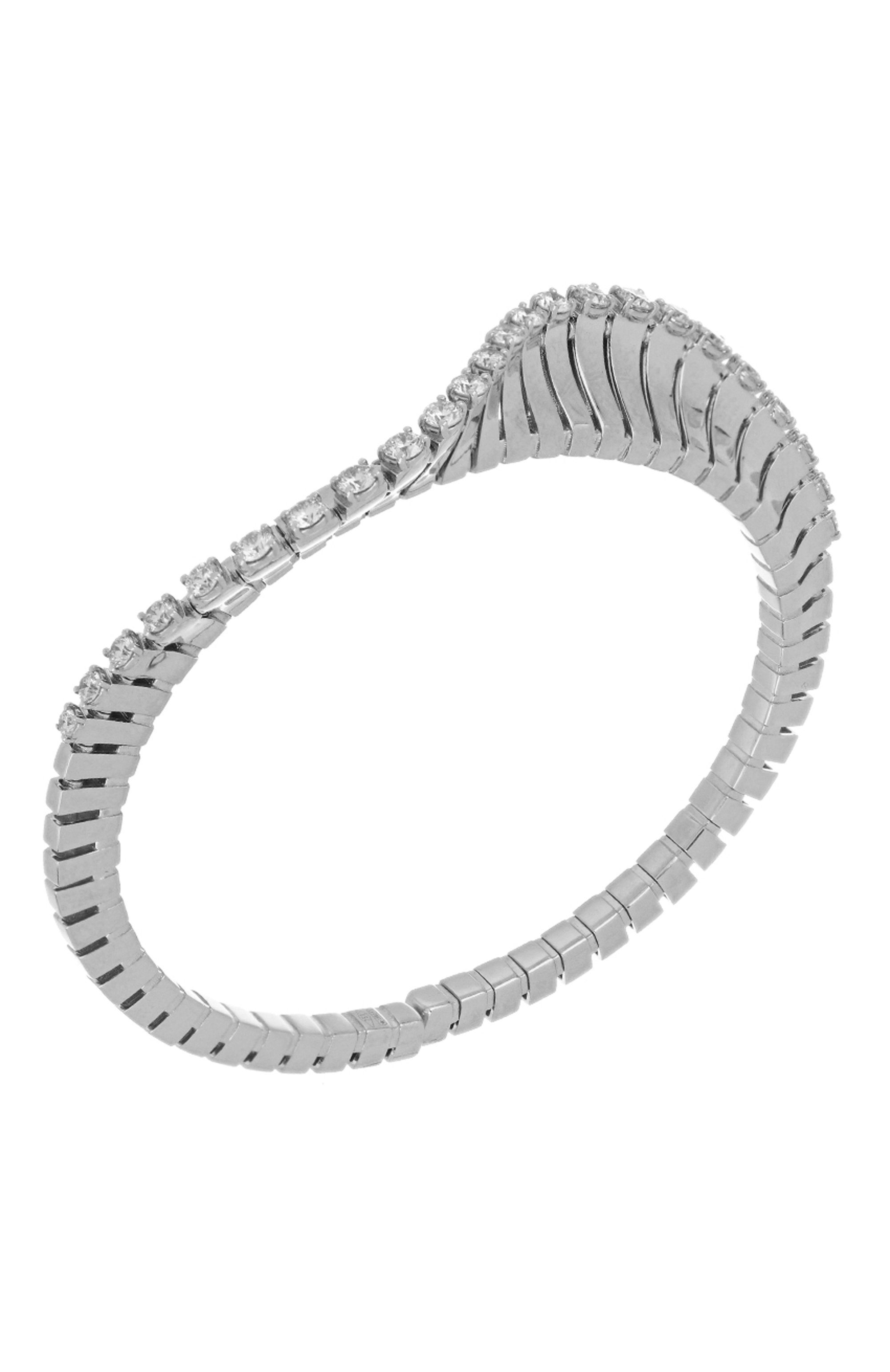 Браслет FERRIFIRENZE бесцветного цвета по цене 2380000 руб., арт. FF164BR32M, фото 1 Браслет FERRIFIRENZE, арт. FF164BR32M, фото 1