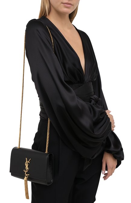 Женская сумка kate small  SAINT LAURENT черного цвета, арт. 474366/B0W0J | Фото 2 (Материал: Натуральная кожа; Сумки-технические: Сумки через плечо; Размер: small; Ремень/цепочка: На ремешке)