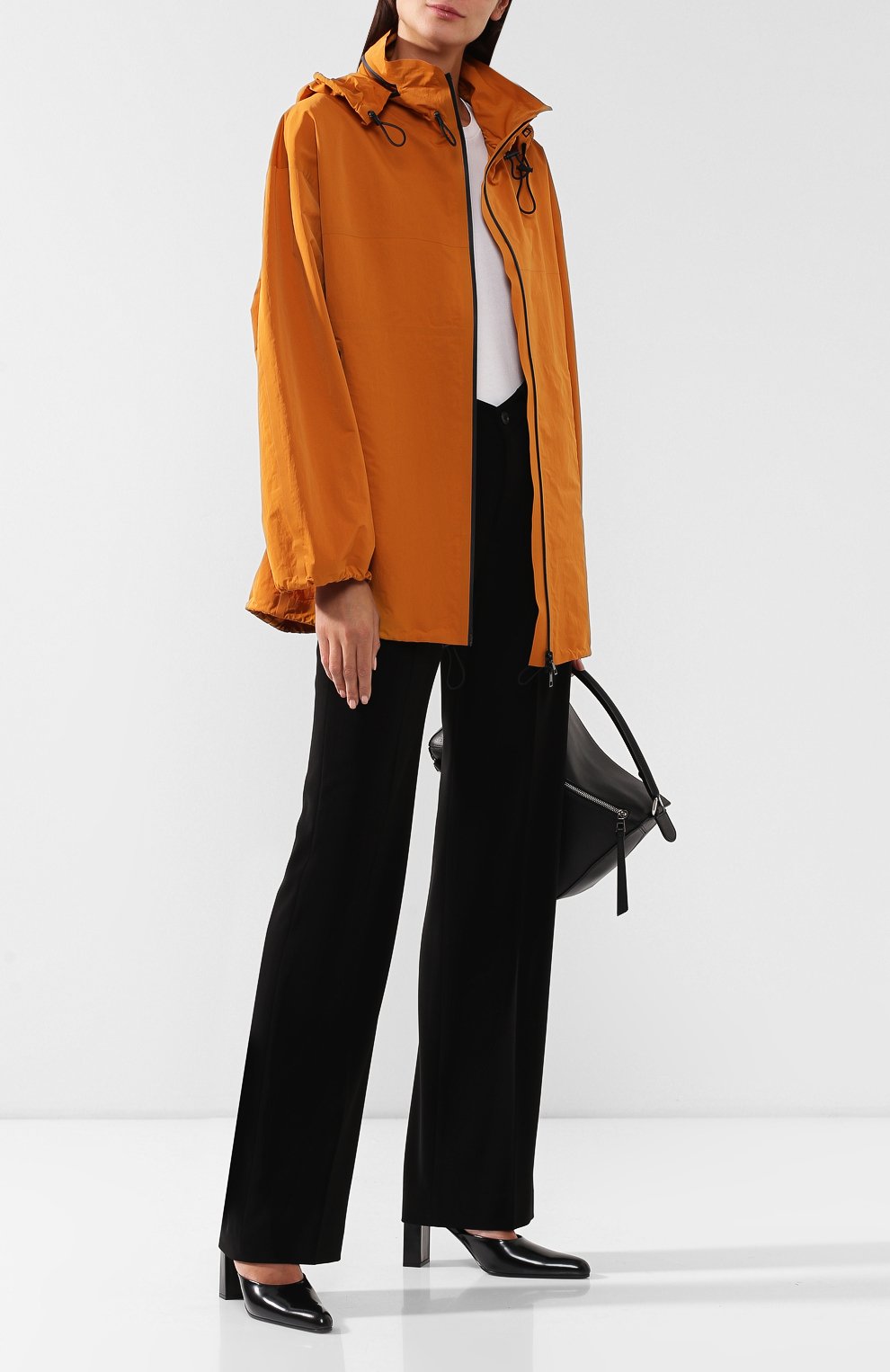 Куртка BOTTEGA VENETA оранжевого цвета по цене 199500 руб., арт. 573035/VF4K0, фото 2 Куртка BOTTEGA VENETA, арт. 573035/VF4K0, фото 2