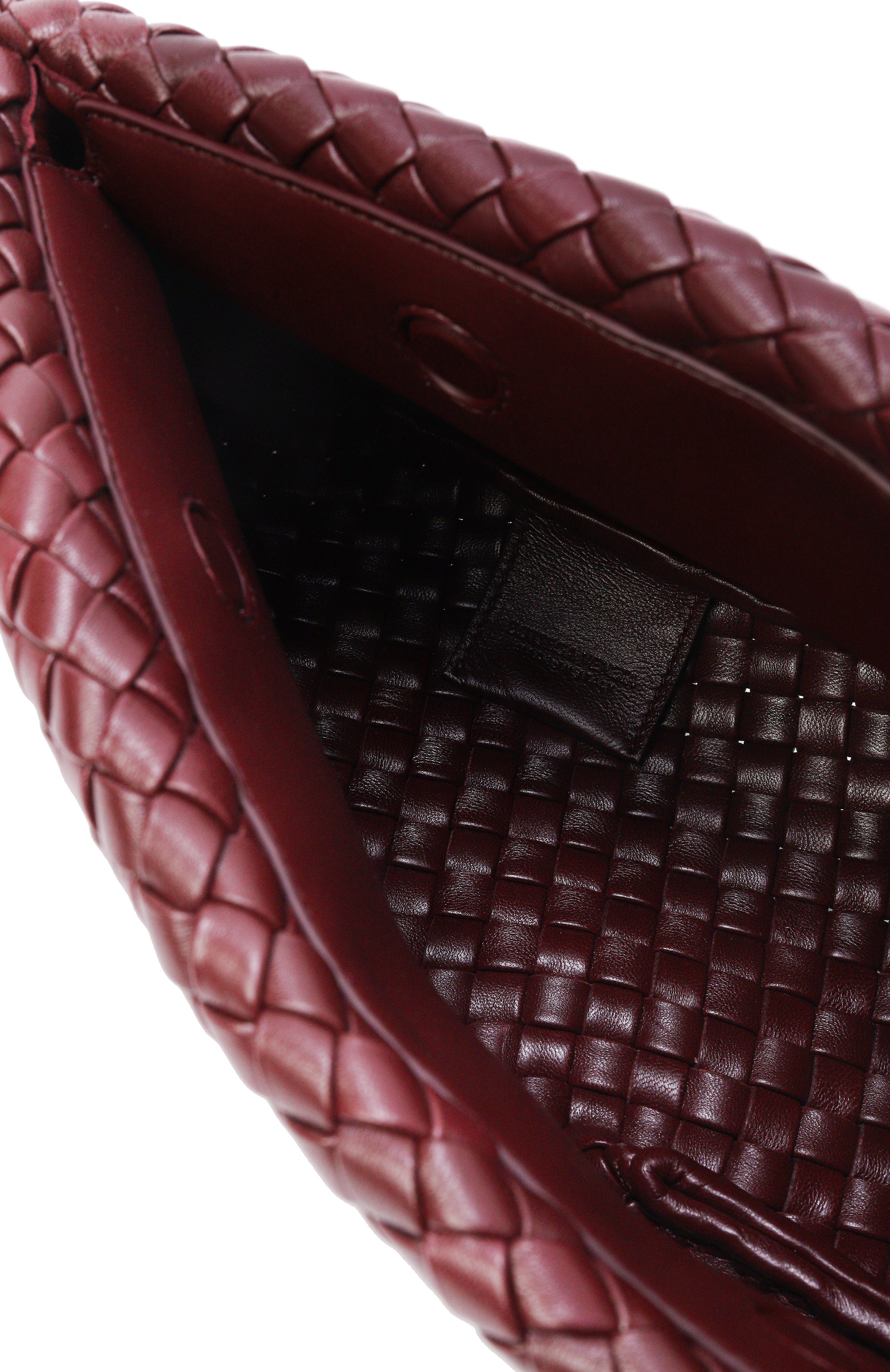 Клатч onda BOTTEGA VENETA бордового цвета по цене 643000 руб., арт. 867351/V01D1, фото 5 Клатч onda BOTTEGA VENETA, арт. 867351/V01D1, фото 5