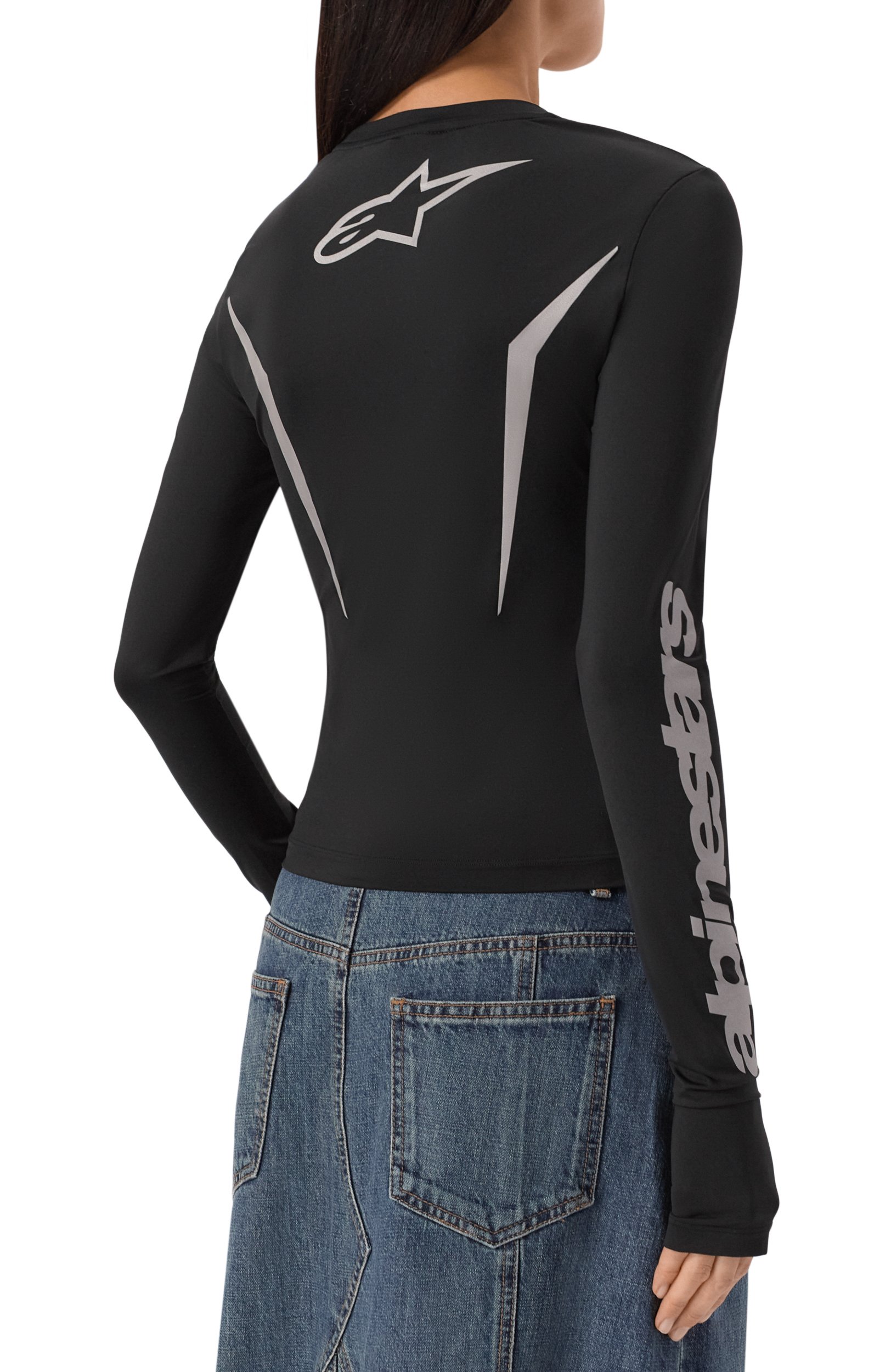 Лонгслив juun.j x alpinestars rsrv JUUN.J черного цвета по цене 33650 руб., арт. JW6941WN0, фото 4 Лонгслив juun.j x alpinestars rsrv JUUN.J, арт. JW6941WN0, фото 4