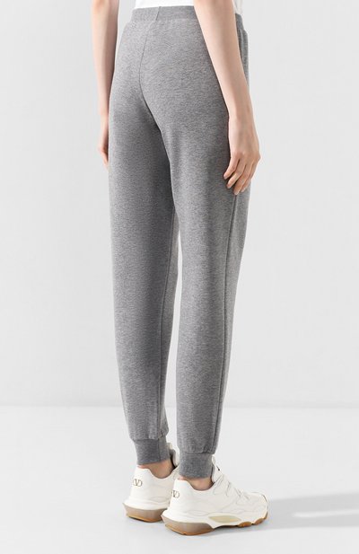 Джоггеры EMPORIO ARMANI серого цвета по цене 12400 руб., арт. 163774/9A250, фото 4 Джоггеры EMPORIO ARMANI, арт. 163774/9A250, фото 4