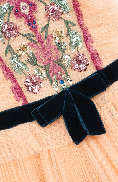 Многослойной платье с плиссированной юбкой и вышивкой пайетками GUCCI розового цвета по цене 175500 руб., арт. 491929/ZB514, фото 3 Многослойной платье с плиссированной юбкой и вышивкой пайетками GUCCI, арт. 491929/ZB514, фото 3