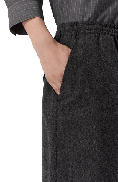 Шерстяные брюки JIL SANDER темно-серого цвета по цене 236000 руб., арт. J02KA0428/J40333, фото 5 Шерстяные брюки JIL SANDER, арт. J02KA0428/J40333, фото 5