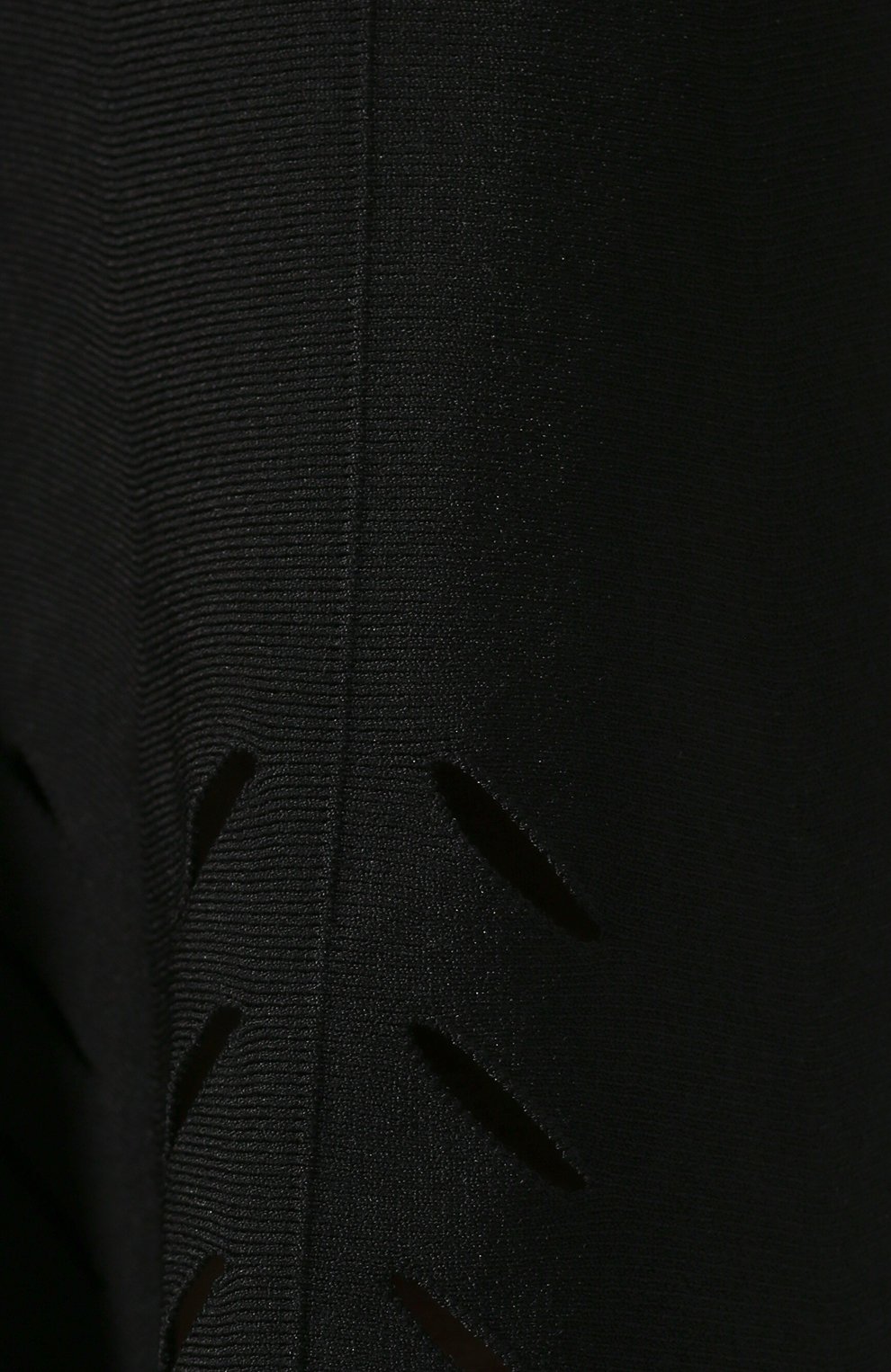 Платье ALEXANDER MCQUEEN черного цвета по цене 192000 руб., арт. 585226/Q1AE6, фото 5 Платье ALEXANDER MCQUEEN, арт. 585226/Q1AE6, фото 5