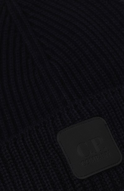 Шерстяная шапка C.P. COMPANY темно-синего цвета по цене 11350 руб., арт. 17CLAC028A005509A, фото 3 Шерстяная шапка C.P. COMPANY, арт. 17CLAC028A005509A, фото 3