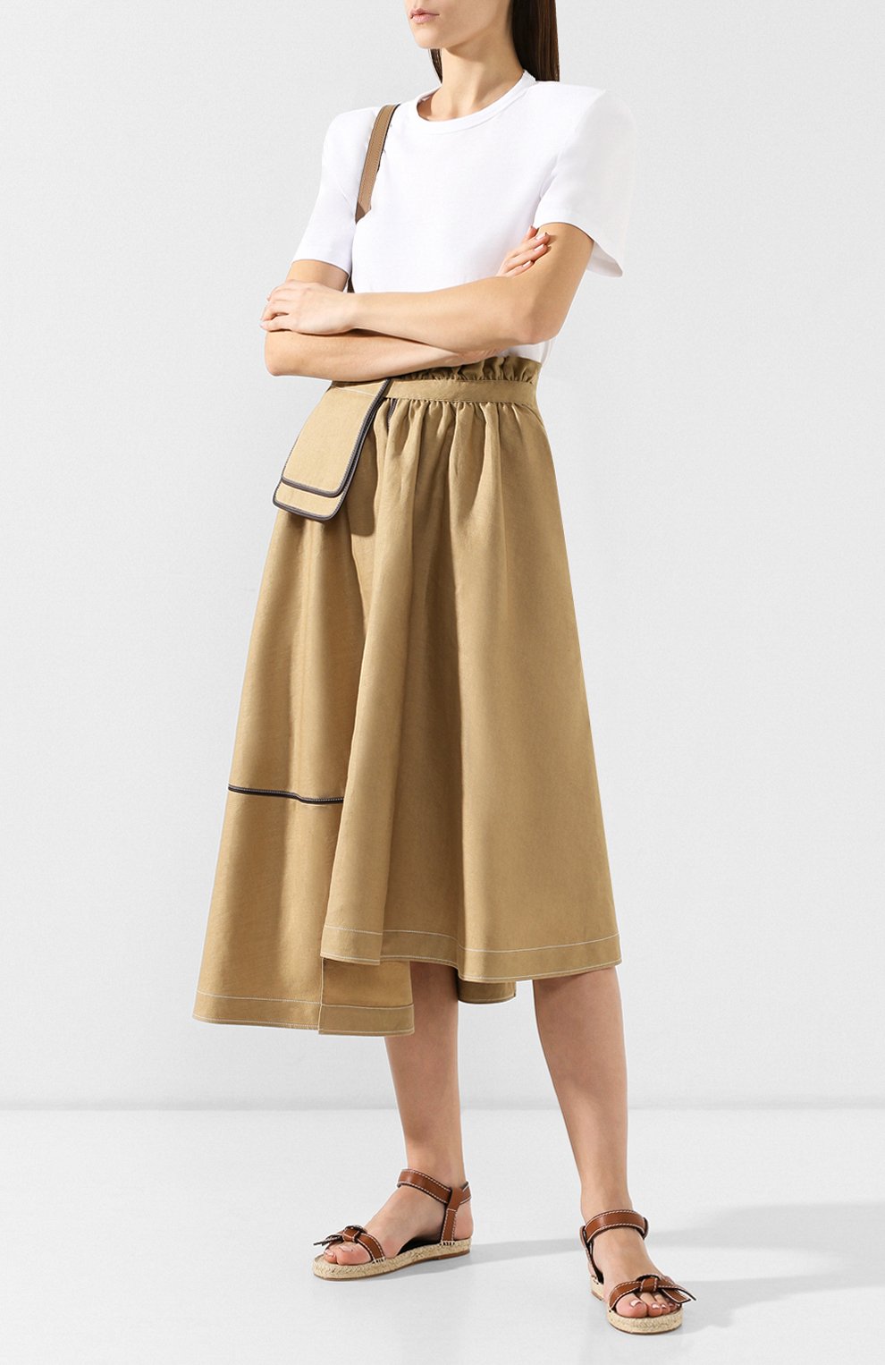 Юбка из смеси льна и вискозы LOEWE бежевого цвета по цене 94250 руб., арт. S2195200R0, фото 2 Юбка из смеси льна и вискозы LOEWE, арт. S2195200R0, фото 2