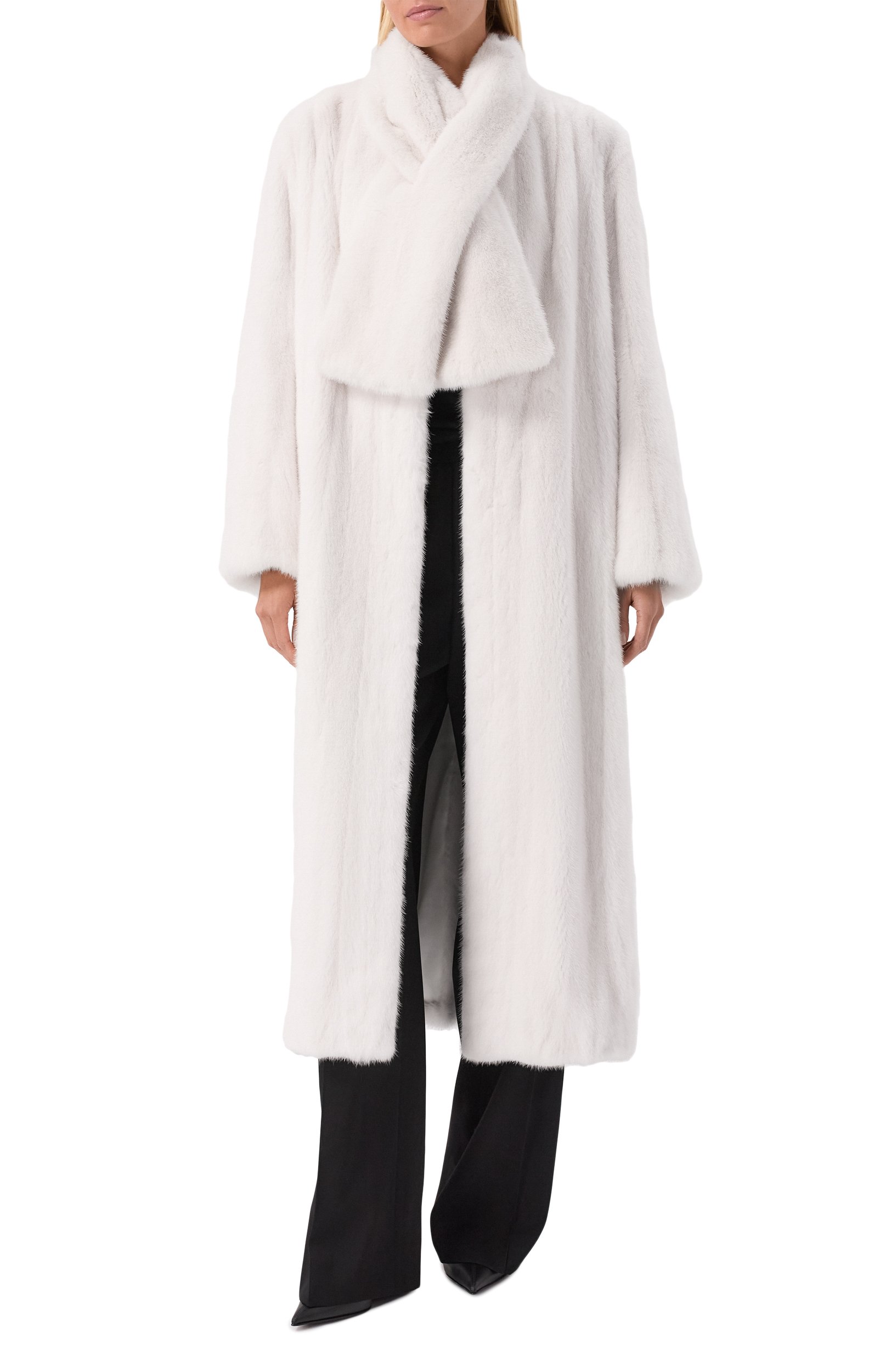 Шуба из норки MVST белого цвета по цене 3595000 руб., арт. M026/MINK WHITE, фото 2 Шуба из норки MVST, арт. M026/MINK WHITE, фото 2