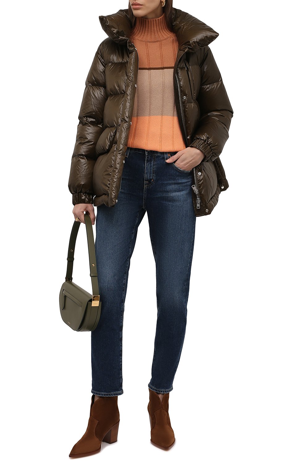 Пуховик WOOLRICH темно-зеленого цвета по цене 71950 руб., арт. CFWW0U0583FR/UT1702, фото 2 Пуховик WOOLRICH, арт. CFWW0U0583FR/UT1702, фото 2